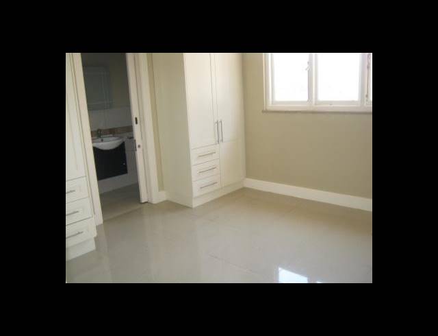 2 BEDROOM APARTMENT TO LET IN POINT WATERFRONT